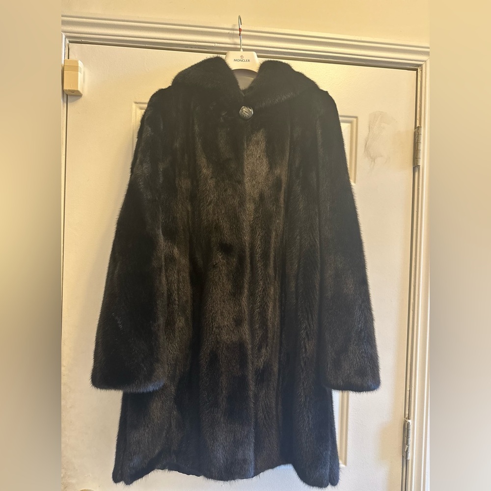 Full Ranch Mink Stroller with Full Skin Attached Hood